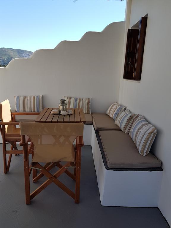Theo'S Vacation Home Skyros Exterior photo