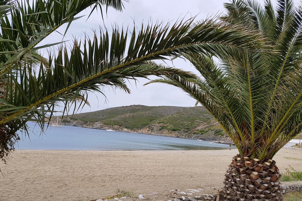 Theo'S Vacation Home Skyros Exterior photo